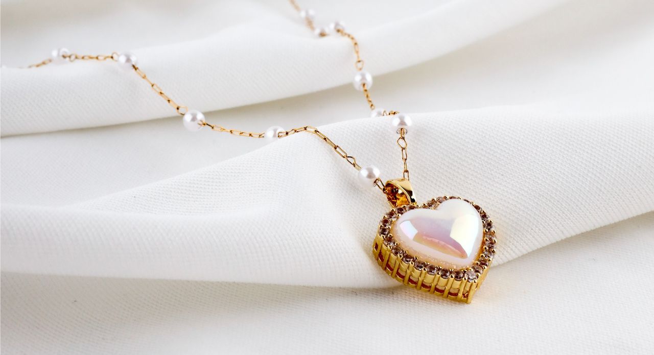 The New Heirlooms: Why Contemporary Lockets Are Returning to Fine Jewellery