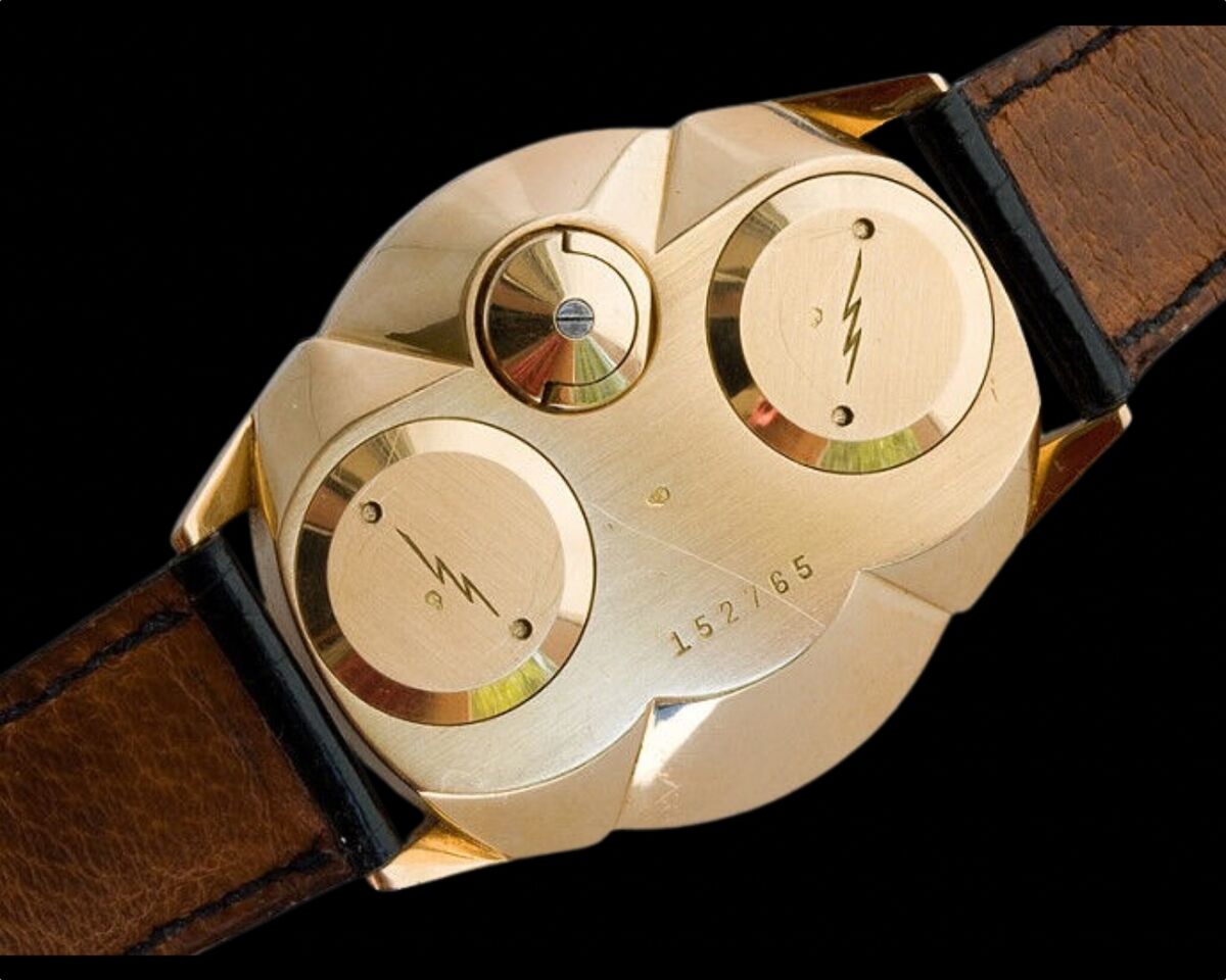 France rarely receives the credit it deserves in horology, yet the LIP R27 deserves its place among the great innovators. Released during the 1950s, it became one of the world's first commercially successful electronic watch movements, arriving years before the quartz revolution changed everything.