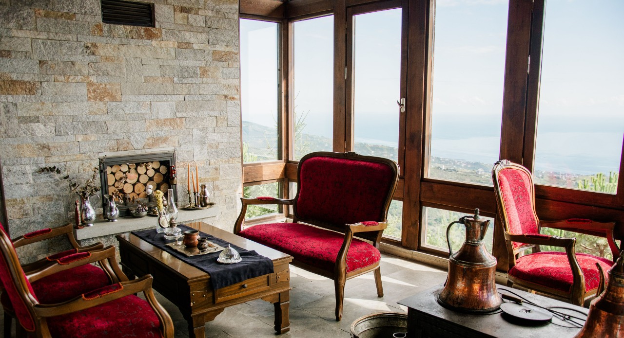 What Makes Natural Stone The Gold Standard for Luxury Homes?