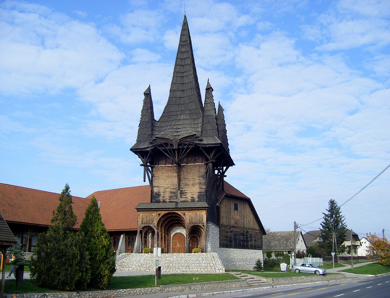 Kakasd Community Center
