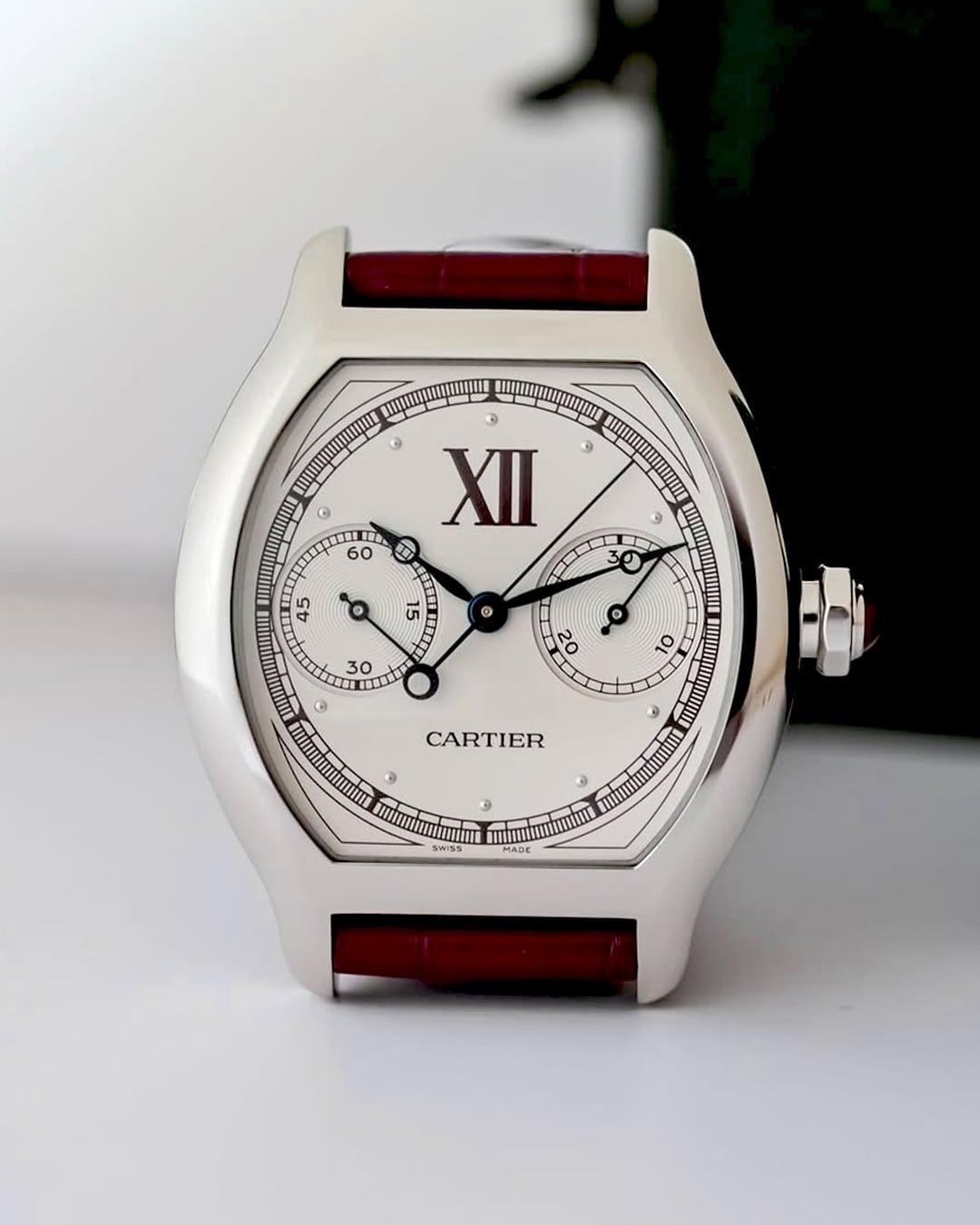 The Cartier Privé Tortue Monopoussoir revives one of Cartier's most elegant historical