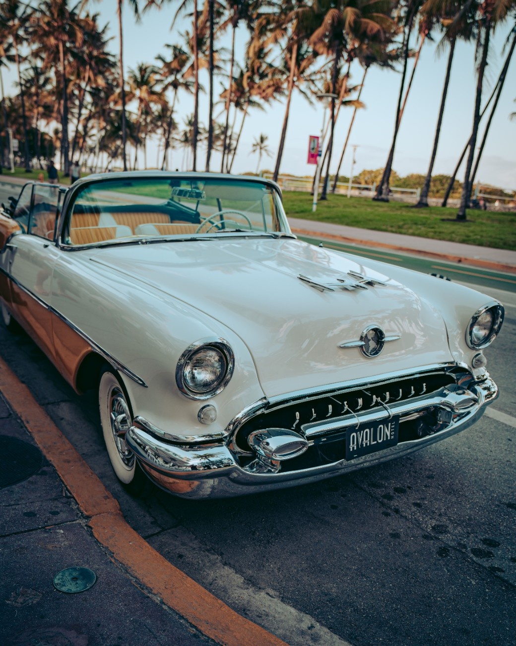 Cancer values nostalgia, heritage and emotional connections. The graceful luxury automobiles of the Art Deco era, with flowing fenders, handcrafted interiors and coachbuilt elegance, embody everything this sentimental sign admires. These were cars built to be treasured rather than merely driven.
