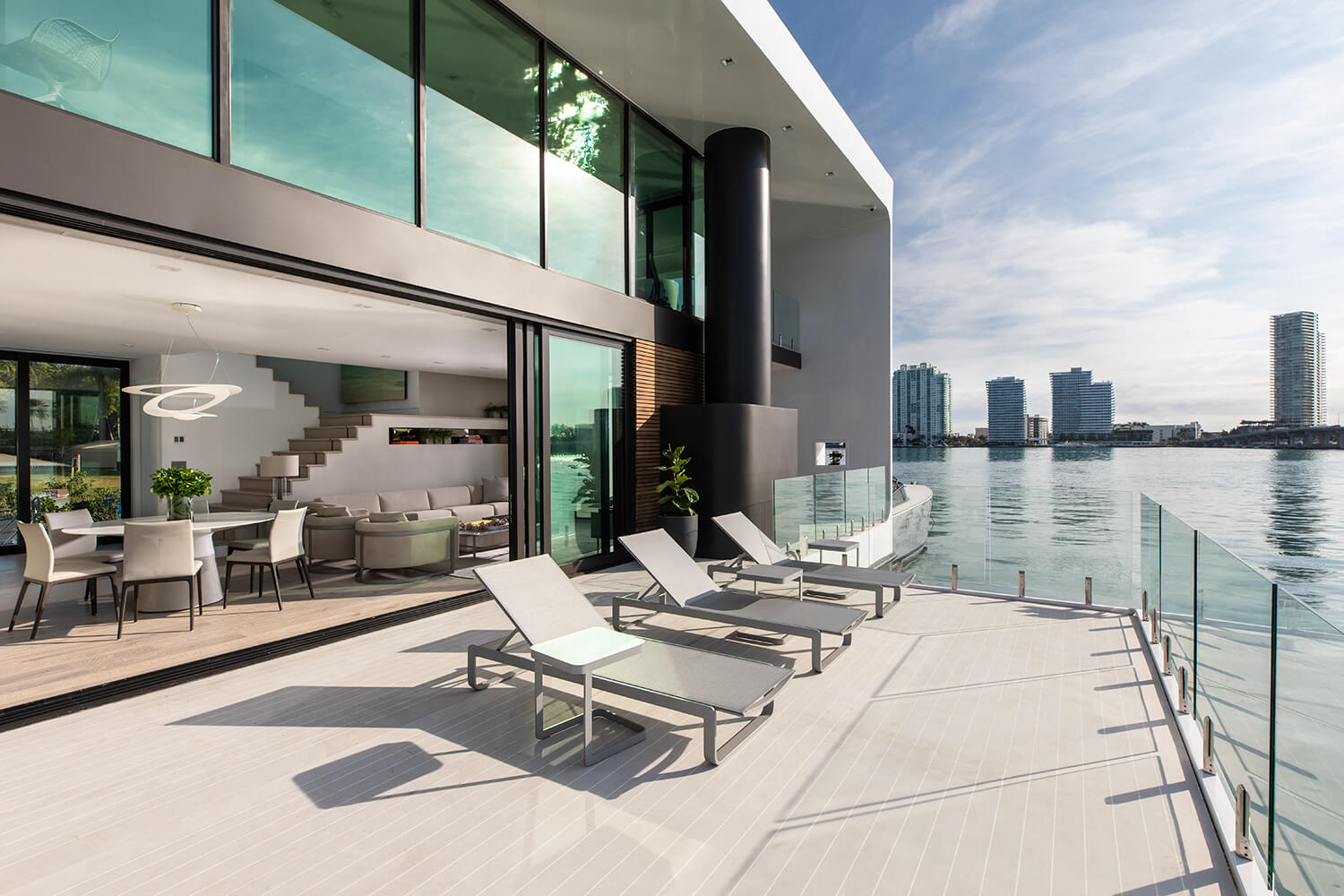 For affluent homeowners seeking greater seclusion, floating homes offer a level of privacy difficult