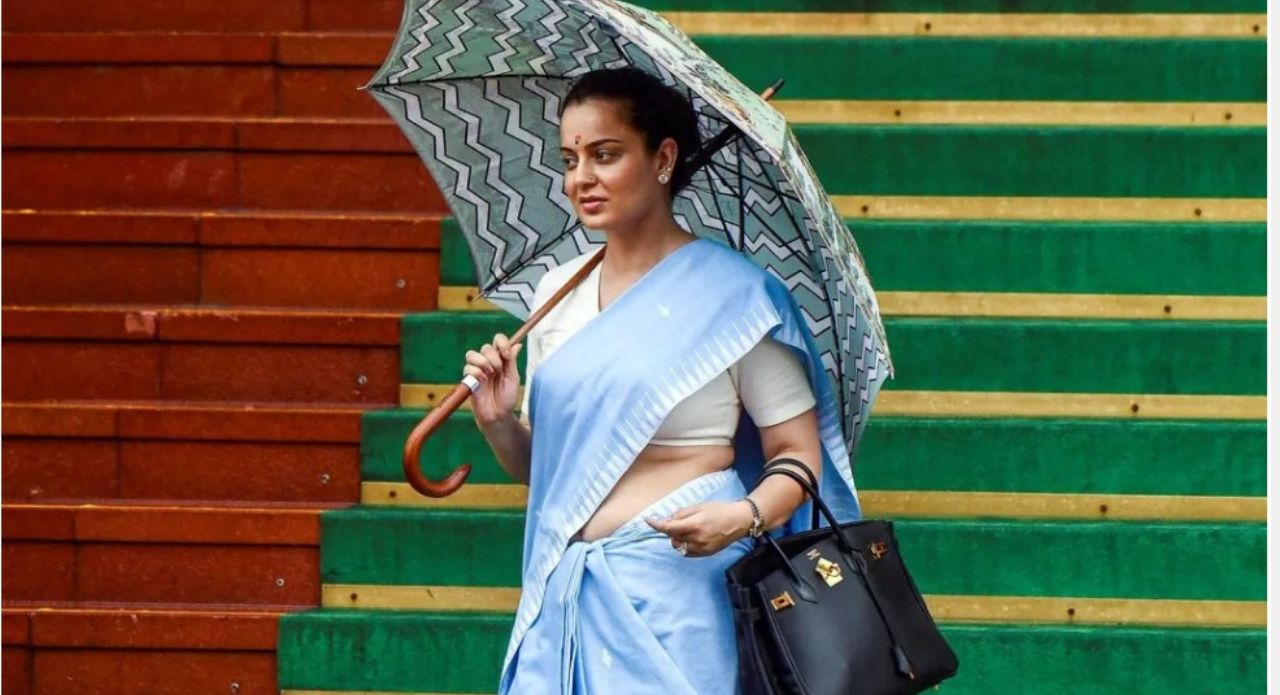 Kangana Ranaut’s Blue Saree Look Comes With INR 35 Lakh Hermès Birkin