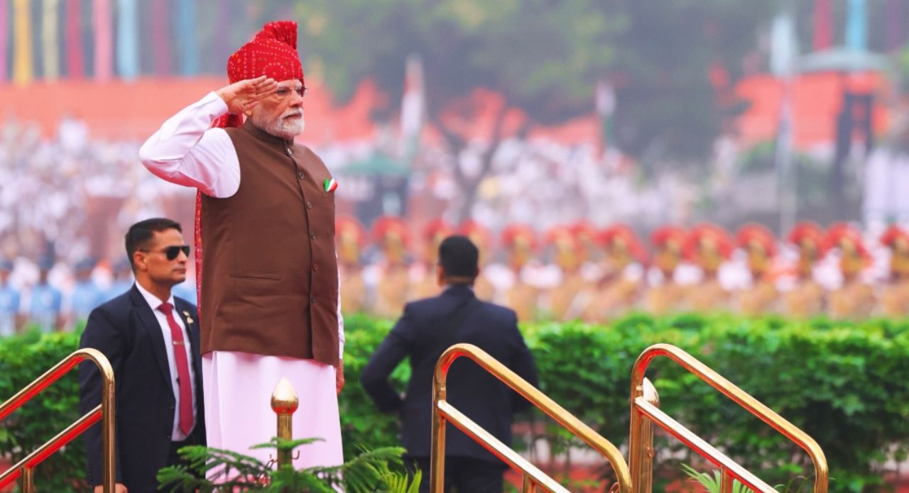 PM Modi’s Independence Day Look Is A Lesson In India’s Textile Luxury