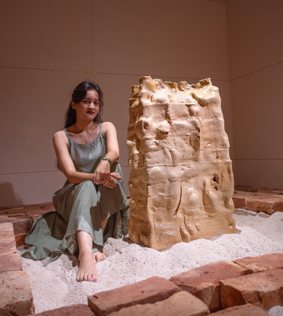 Vanshika Rathore's Neither Here Nor There moved from landscape into sculpture, transforming fragments and impressions of ecological