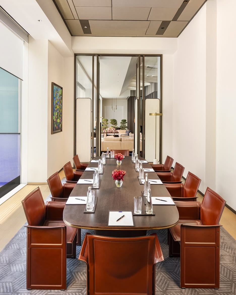 Inside The Oberoi, New Delhi, The Belvedere Club represents a more contemporary interpretation of the private club