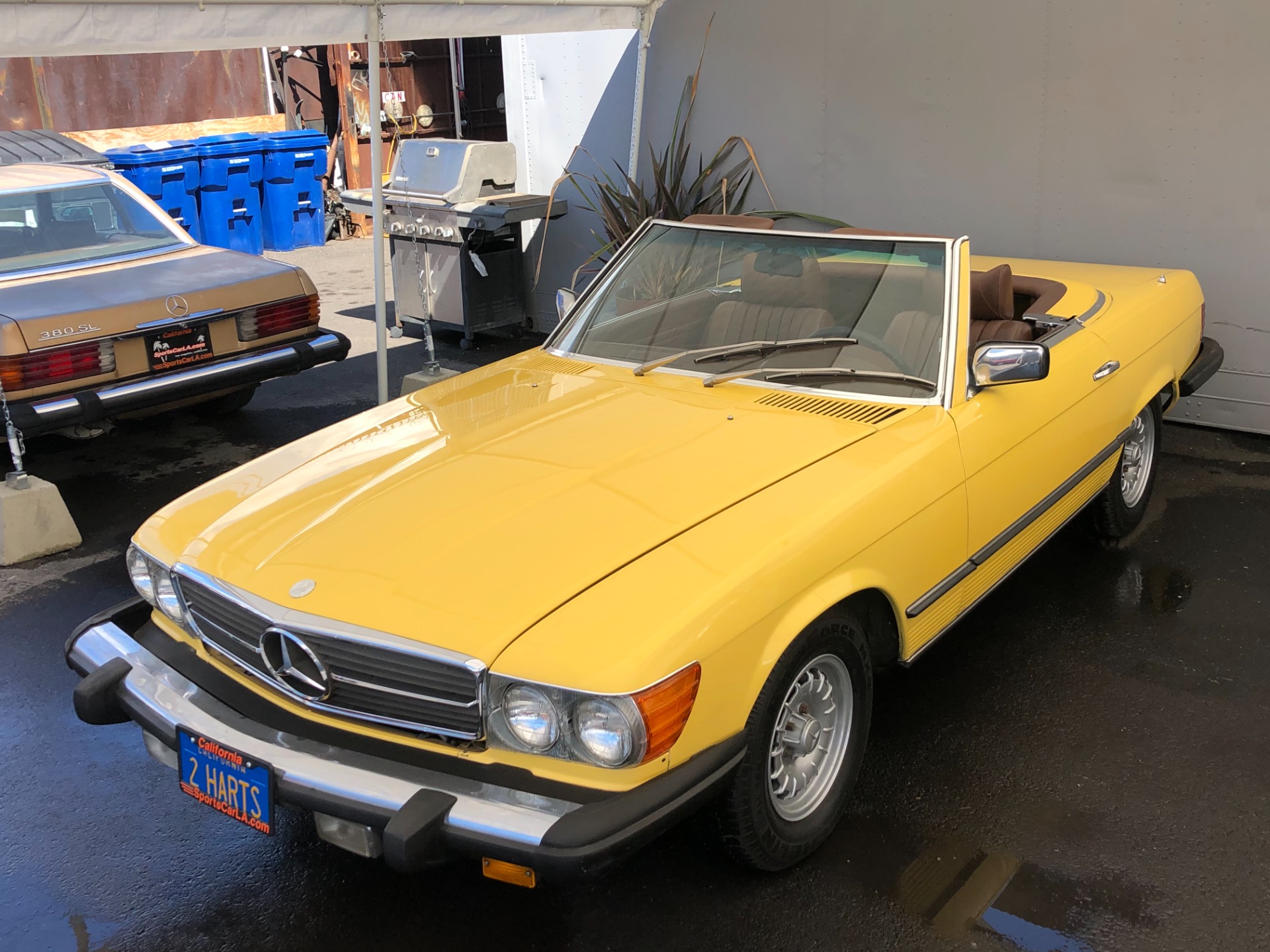 If you were going to spend the late 1970s solving crimes while being outrageously wealthy