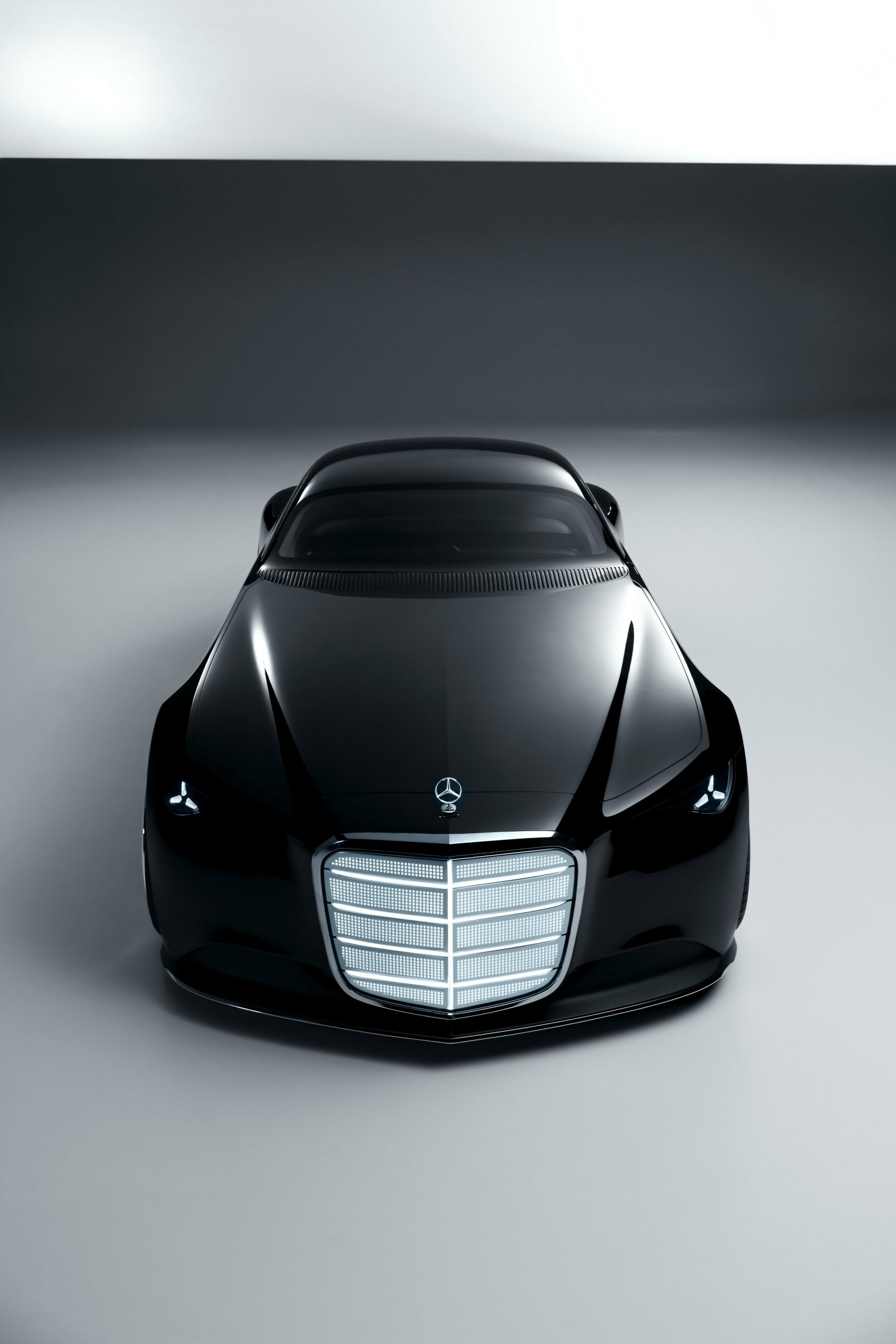 The Mercedes-Benz Vision Iconic takes a rather different route to Gotham