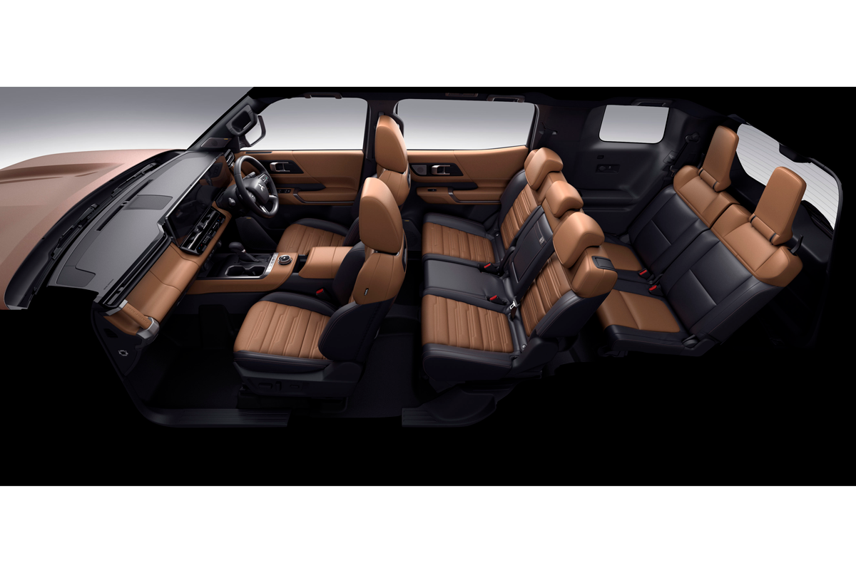 The result is intended to be a Pajero that can commute during the week, swallow a family