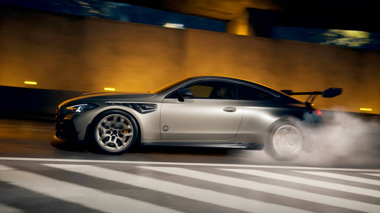 The standard AMG Performance 4MATIC+ system is gone, and the CLE 646 sends its power