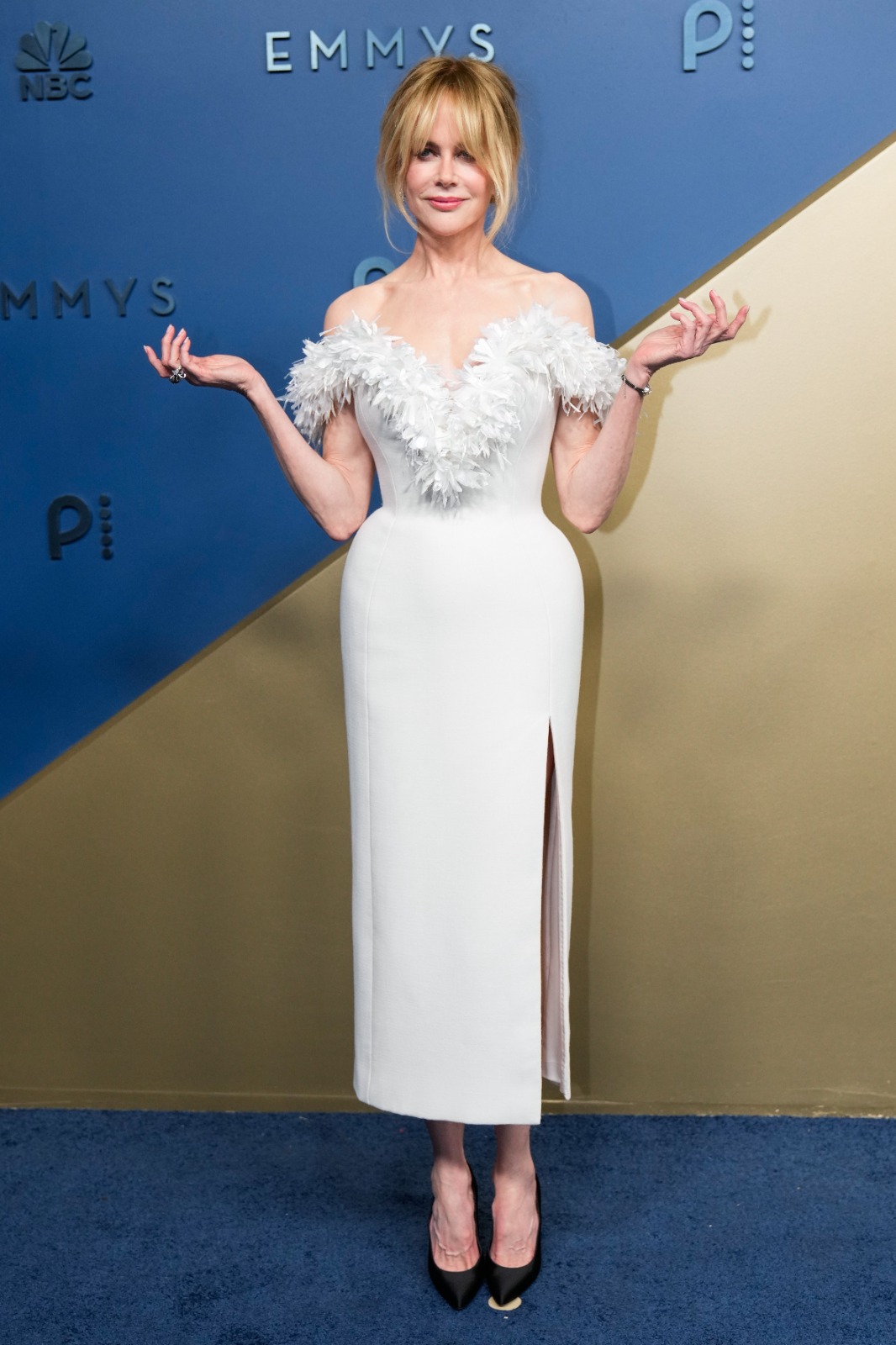 The actress wore the Omega Ladymatic Sapphette from 1969, a vintage timepiece whose character