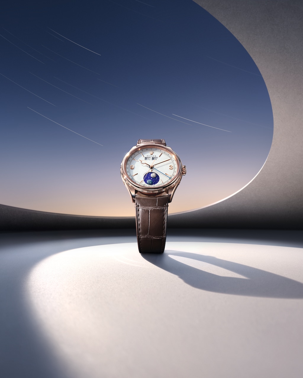 Then comes the moonphase, positioned at 6 o’clock