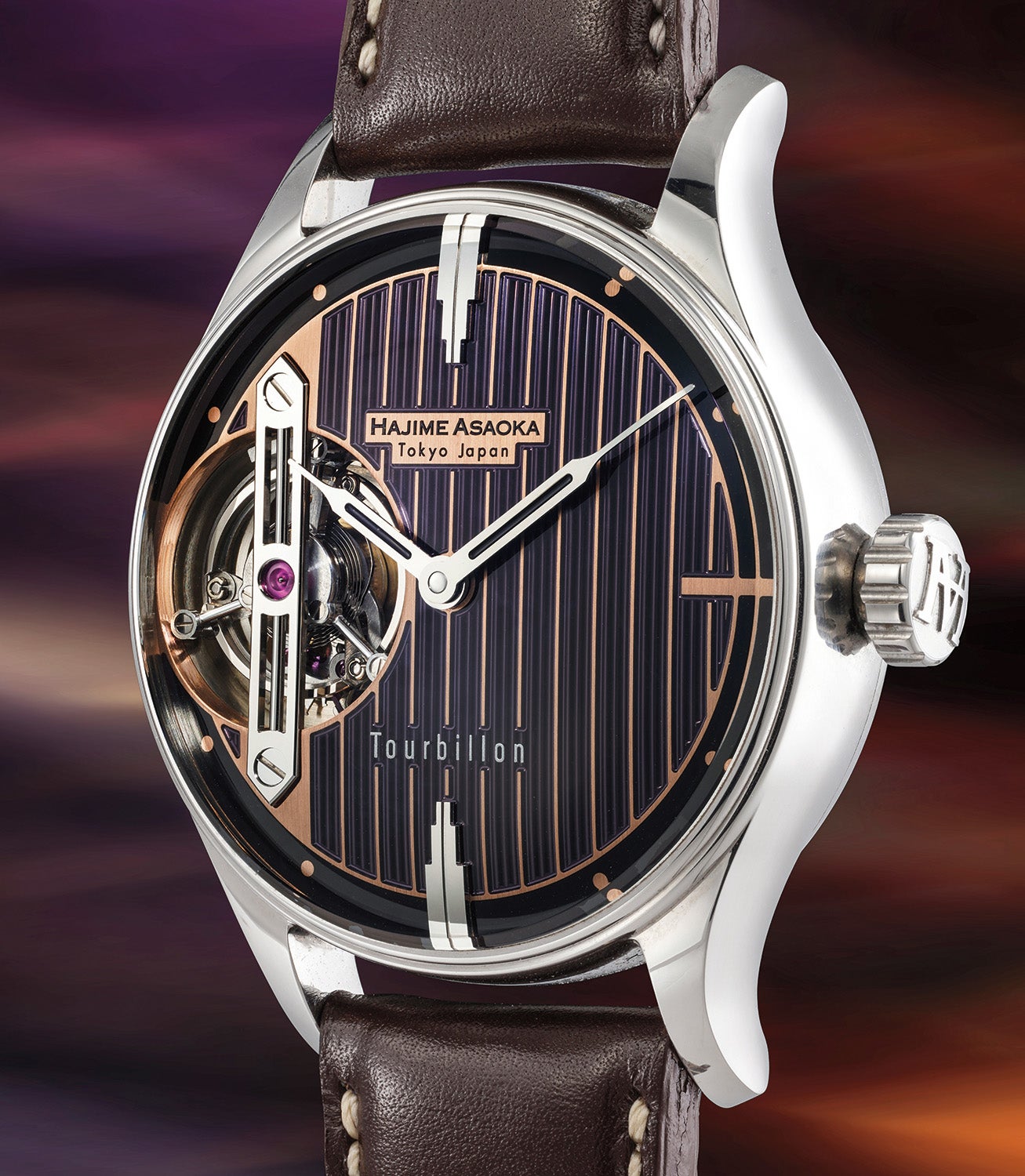Born in 1965 in Chigasaki, Asaoka began making watches only in 2005