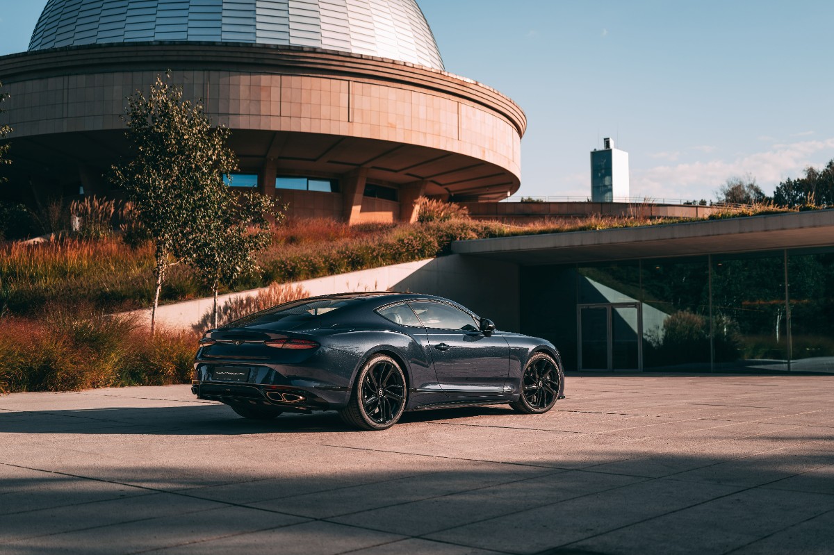 Earth, based on the coupe Continental GT S, goes the obvious but no less handsome route with a bespoke Nebula Blue