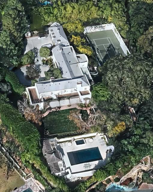 In 2015, Swift set her sights on Hollywood history, paying $25 million for the 11,000-square-foot Georgian Revival