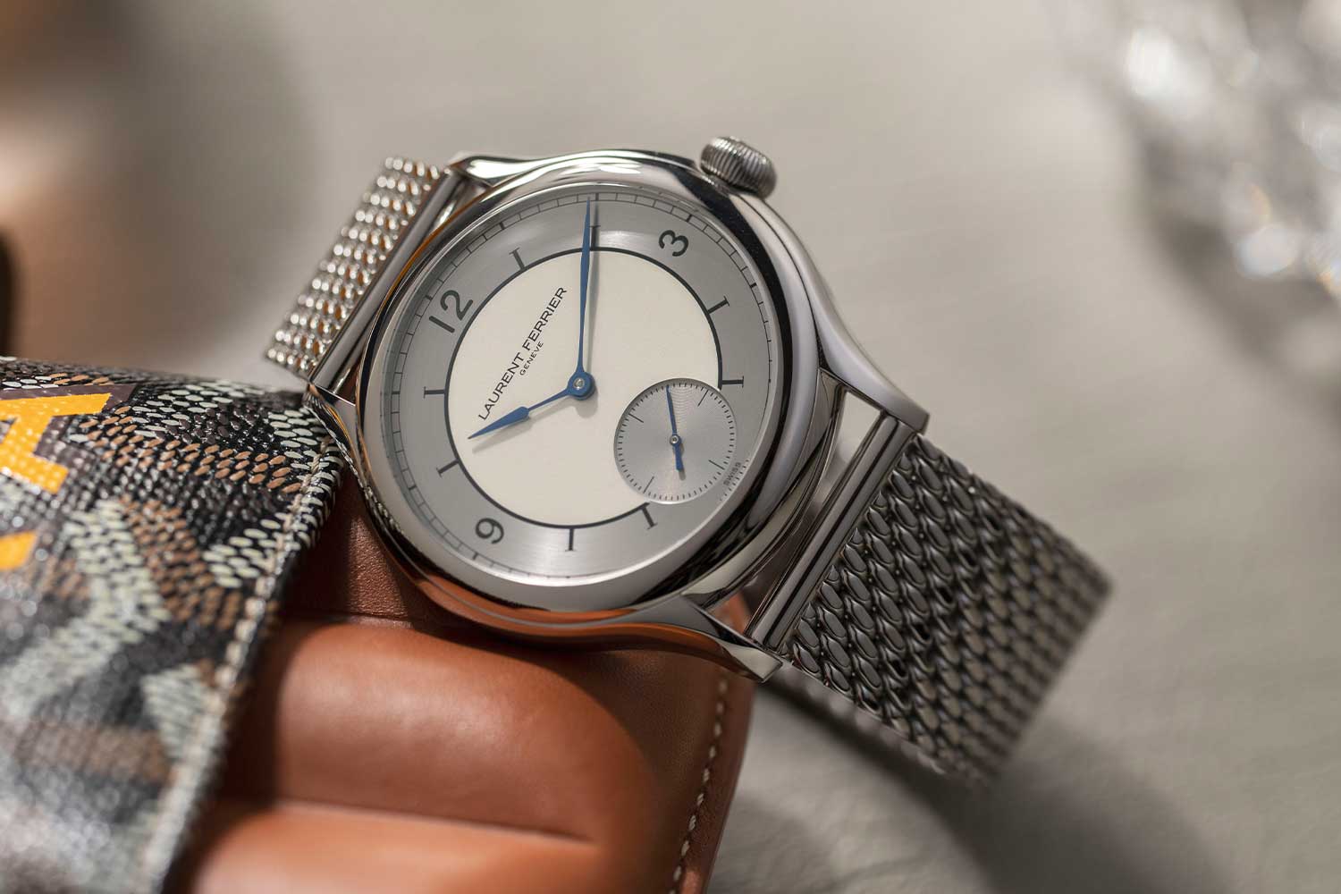 A pared-back interpretation from the independent watchmaker who spent nearly four decades at Patek Philippe