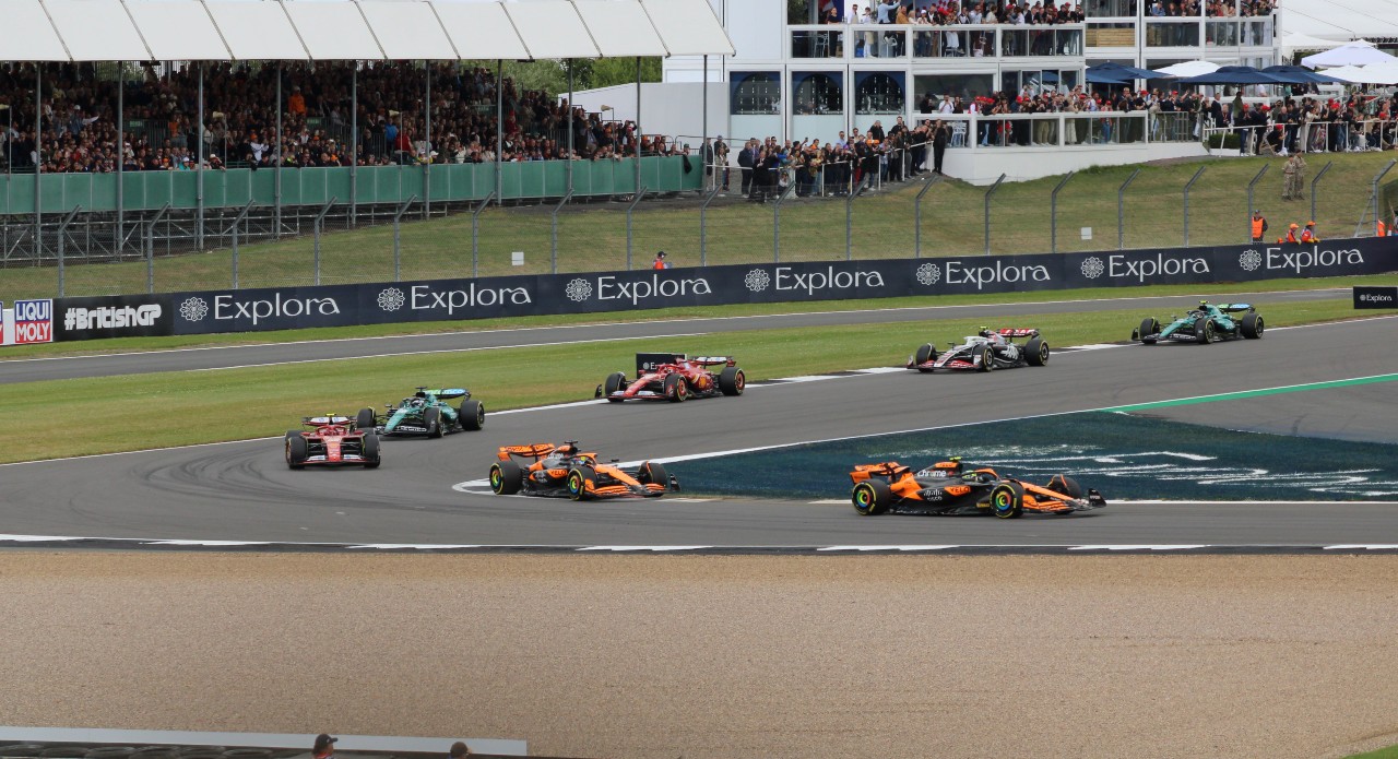 Singapore Grand Prix: The Ultimate Guide To Michelin Dining Around Race Weekend