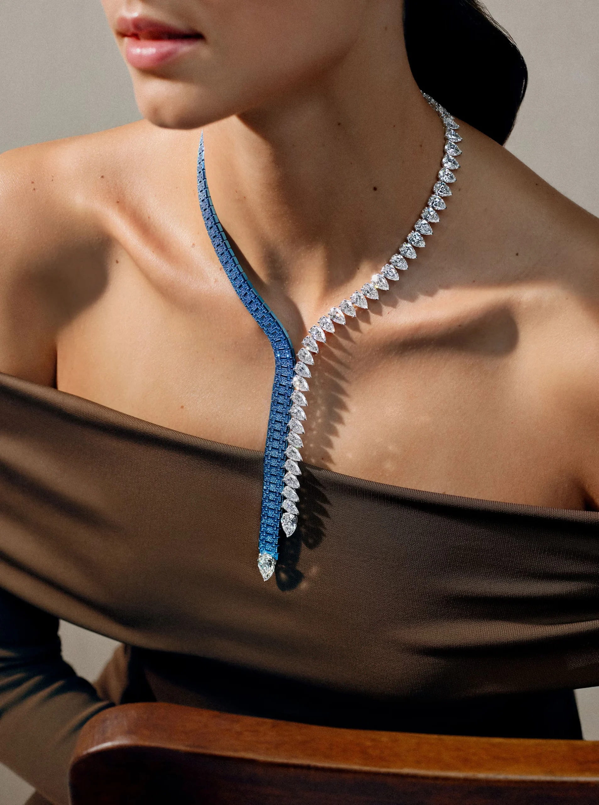 The Royal Oak's affinity with jewellery is not an afterthought grafted onto an unrelated design