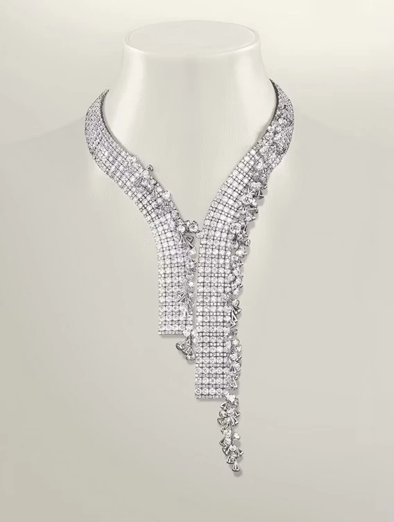 hat dialogue stretches back to the late 19th century, when the maison collaborated with renowned names including Tiffany, Cartier, Oscar Heyman and Bvlgari