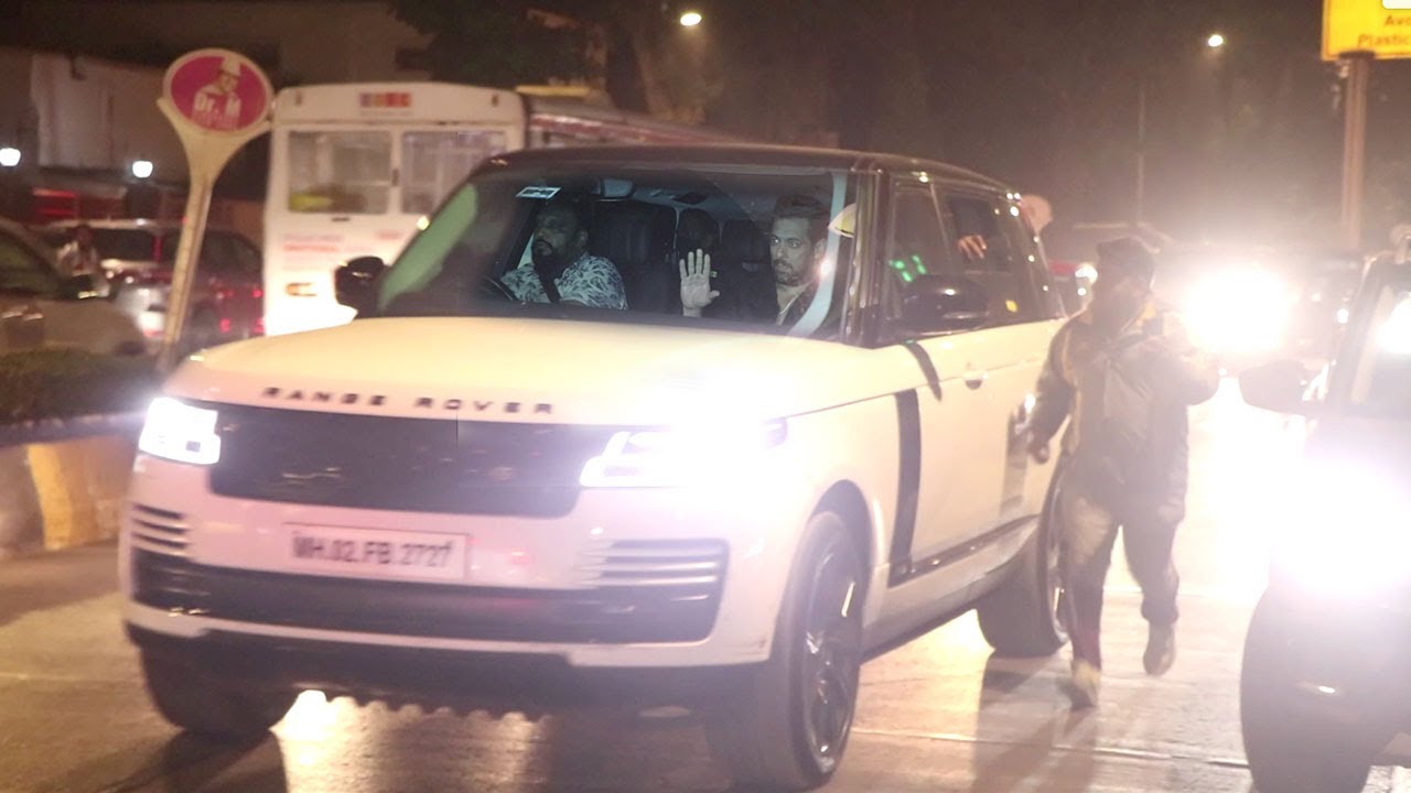 Few luxury SUVs manage to combine stately proportions with such an effortless