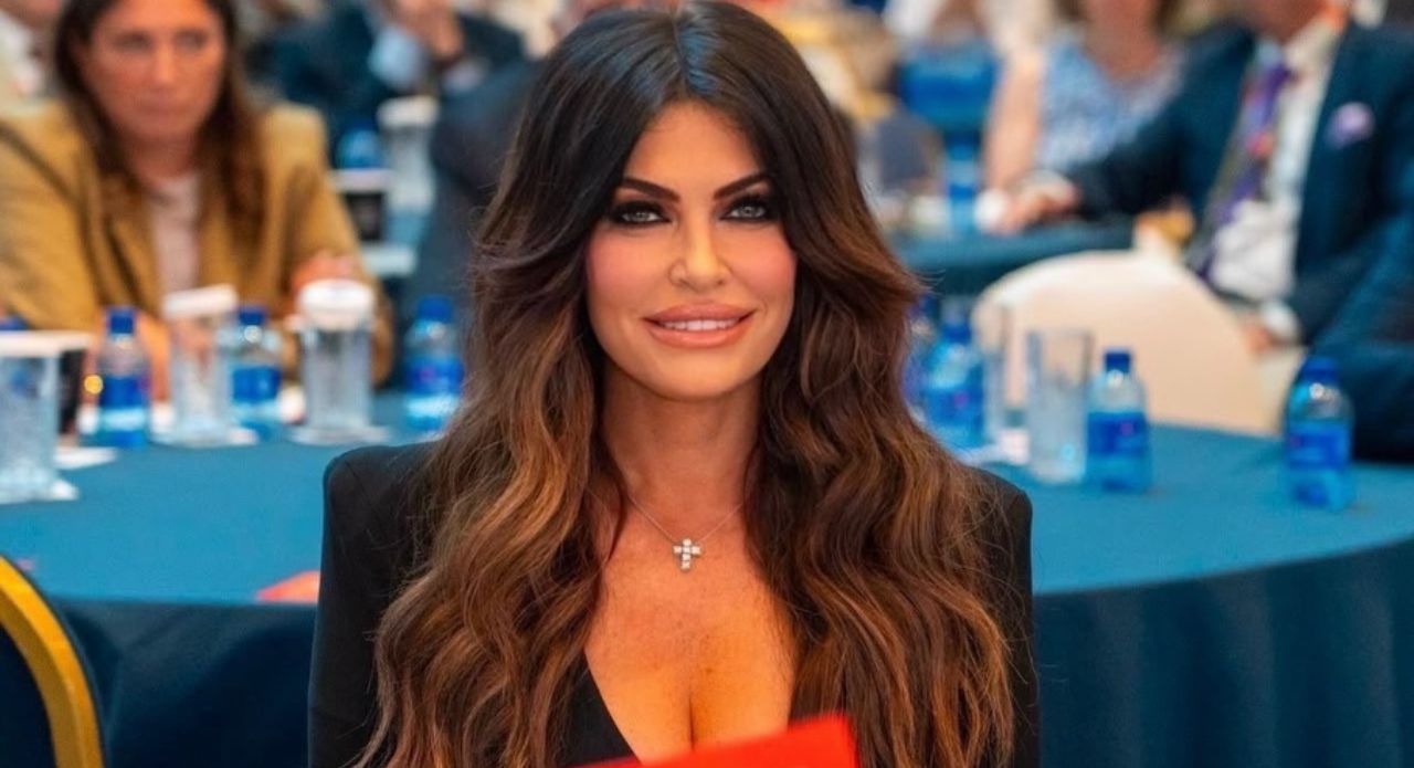 Kimberly Guilfoyle’s Luxury Travel Row: Inside the Controversy Surrounding Her Greece Posting