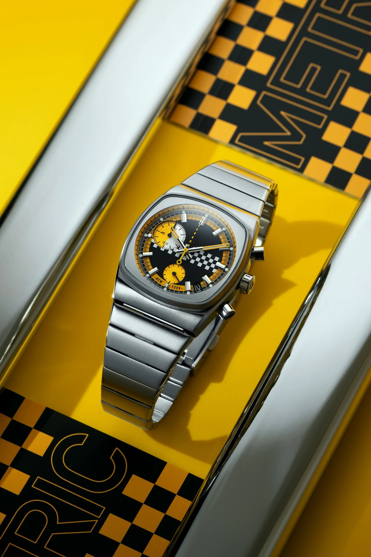 The watch features a compact 36mm stainless steel 316L case, complemented