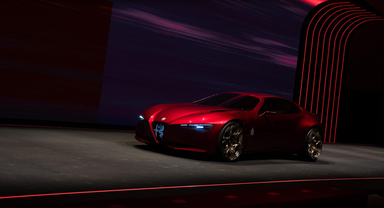 Alfa Romeo unveils the Cuorerosso concept at the 2026 Paris Motor Show, a 2+2 coupé manifesto blending Bellezza Necessaria design, Liquid Ink Red paint and multi-energy powertrains
