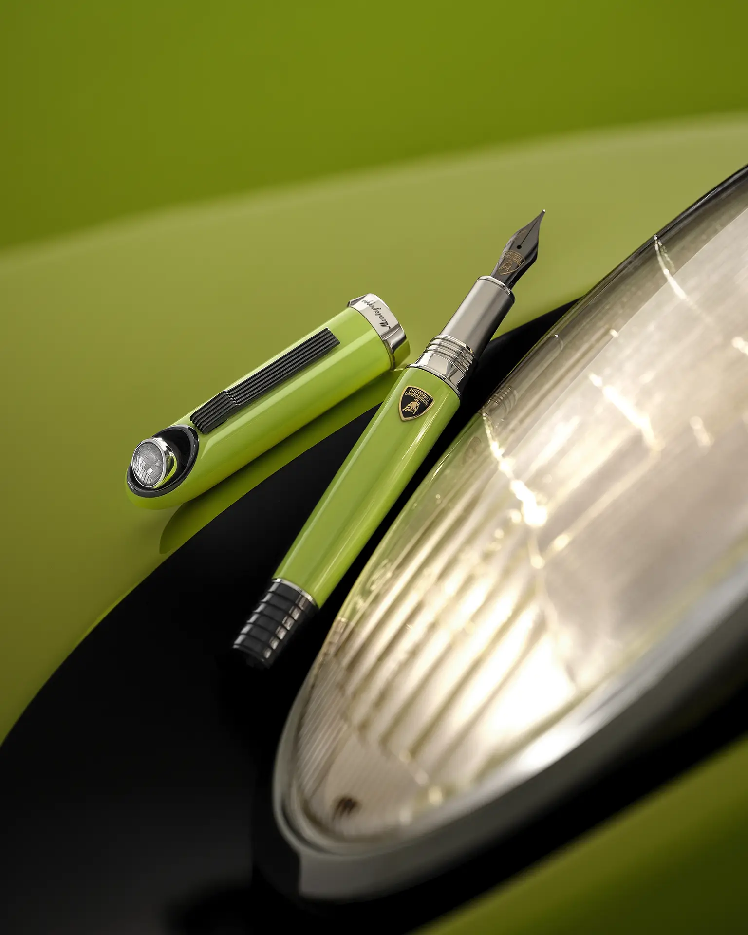For collectors who prefer the ritual of fountain pen writing, the collection offers an 18K gold