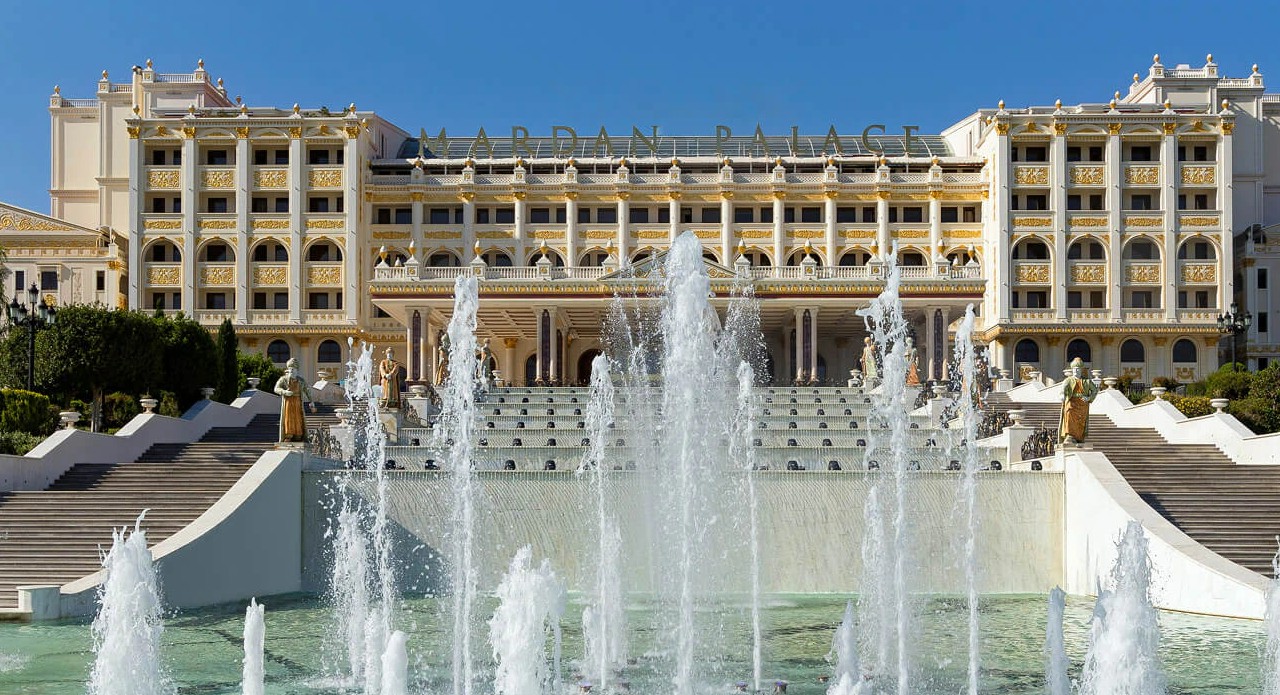 Titanic Mardan Palace, Türkiye