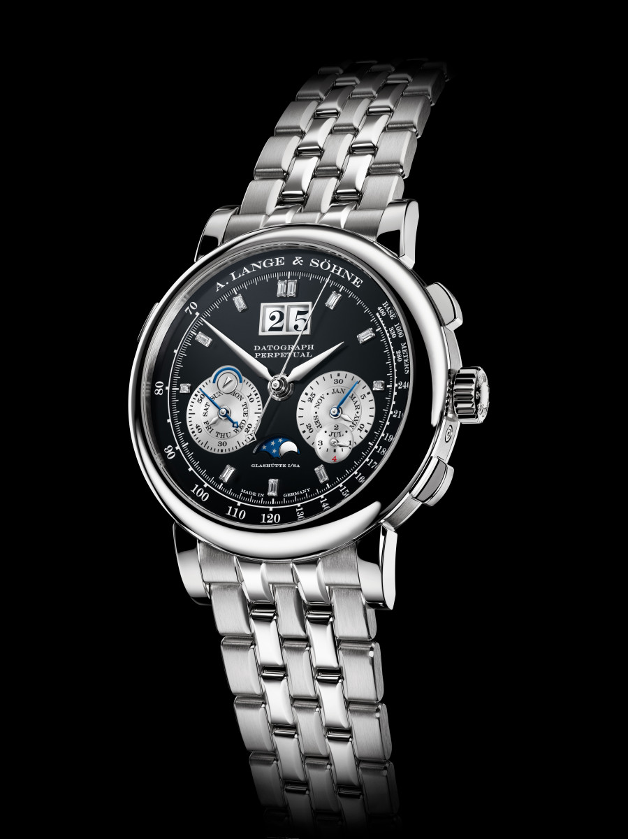 A. Lange & Söhne’s Datograph Perpetual ref. 410.136E, limited to 50 pieces, revives the full platinum bracelet