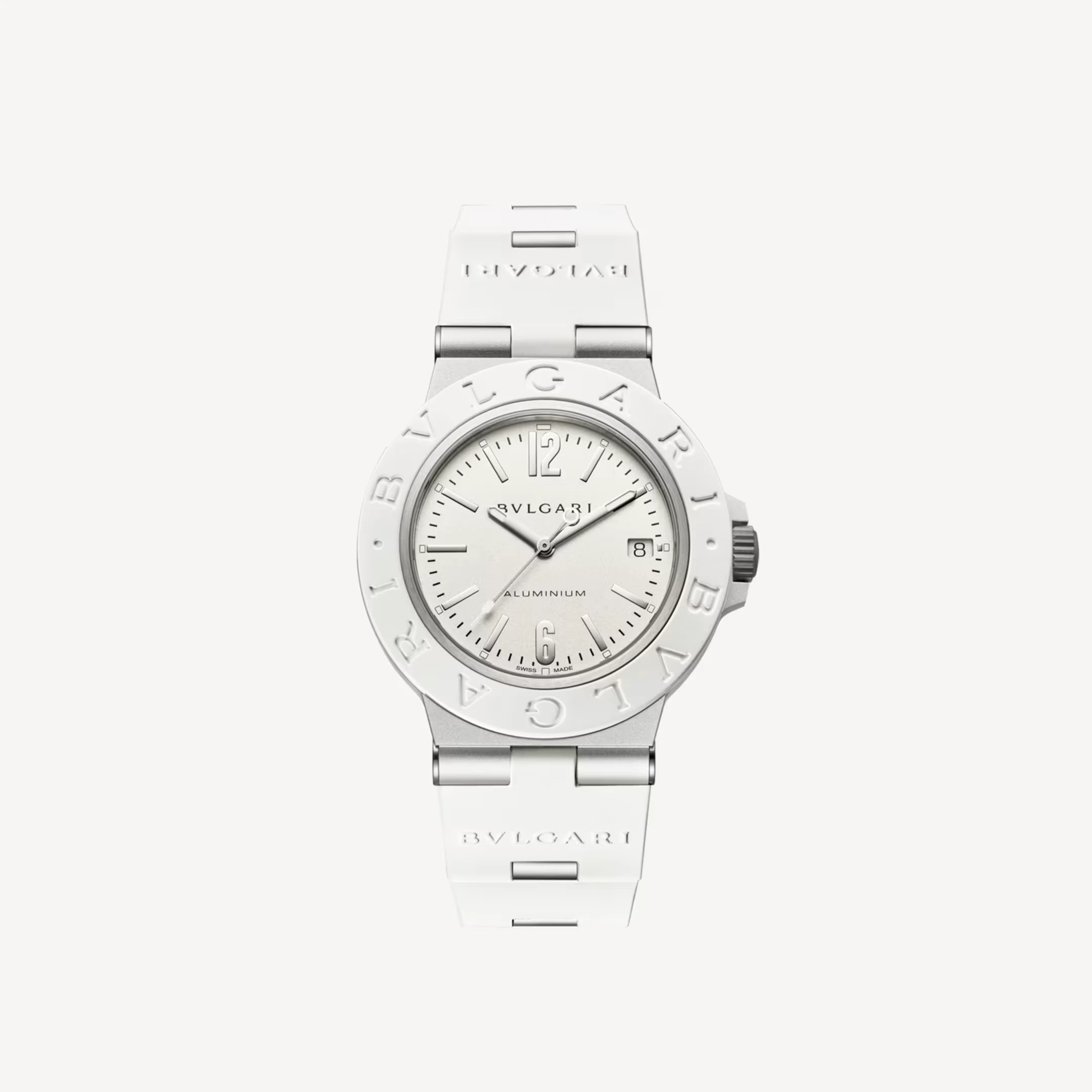 The 40 mm sandblasted aluminium case is paired with a white