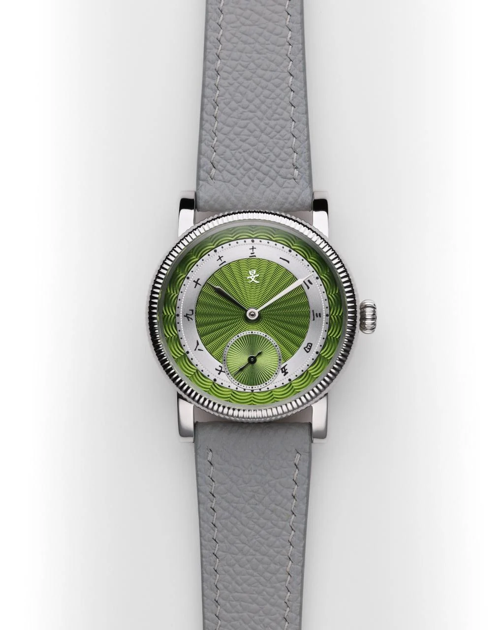 Chinese numerals meet decorative natural stone, combining cultural design